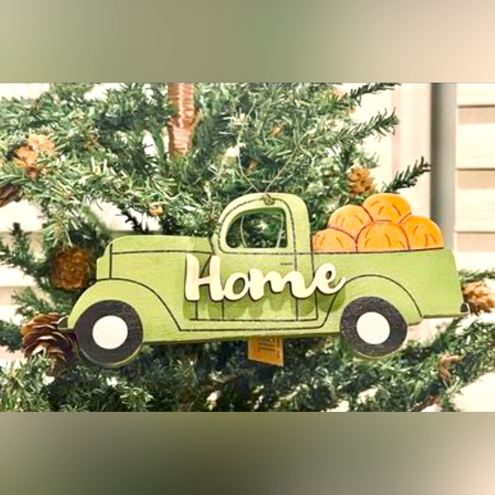 *Home Pumpkin Truck Ornament